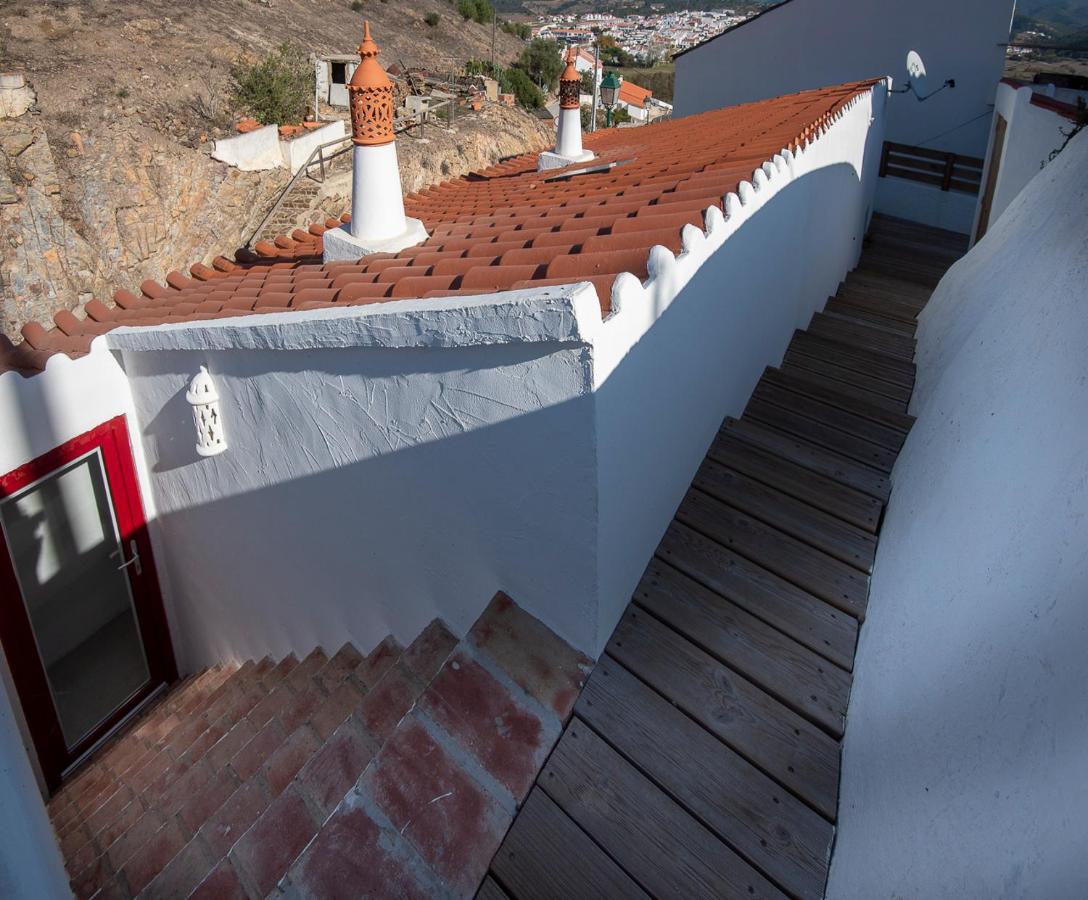 Вилла Hillside 1 Aljezur Old Town Экстерьер фото